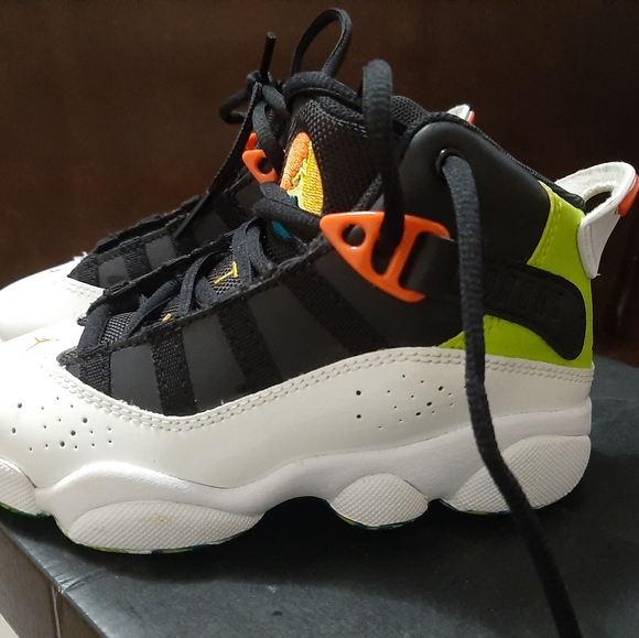 Jordan - Picture 2 of 4